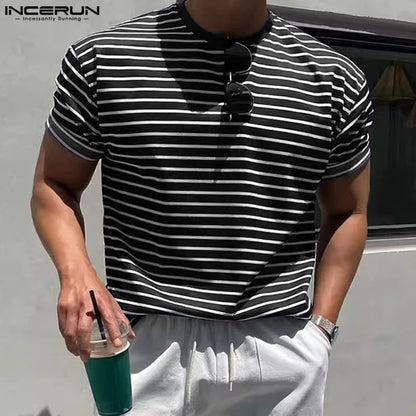 INCERUN Tops 2024 Style coréen Hommes O-cou Rayé Épaule Lâche T-shirts Décontracté Streetwear Élastique À Manches Courtes Camiseta S-5XL