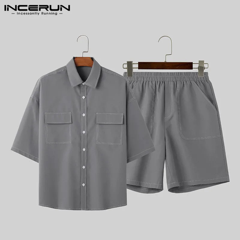 INCERUN 2024 Ensembles de loisirs de style coréen pour hommes Conception d'épissure de ligne Chemise à manches courtes Shorts Costume simple tout-match 2 pièces S-5XL