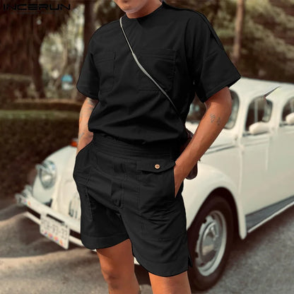 INCERUN 2024 Ensembles élégants de style américain Nouveaux hommes Rayé Poche Épaule Fermeture Éclair Manches Courtes Haut Shorts Solide Costume 2 Pièces S-5XL