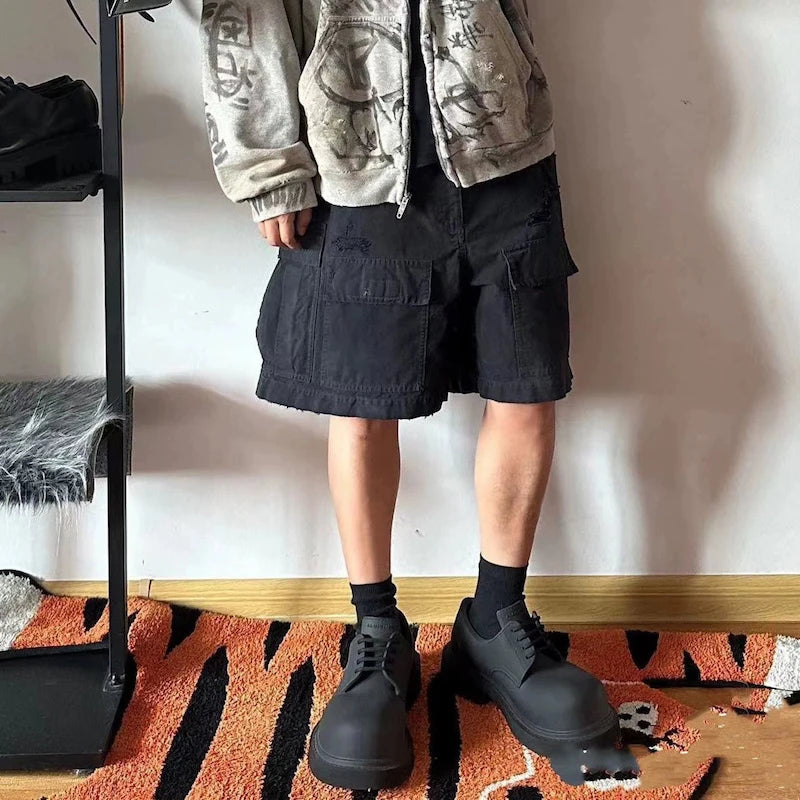 Vintage Ripped Damaged Black Cargo Shorts for Men High Street Wide Leg Baggy Overalls Distressed Summer Knee Length Pants