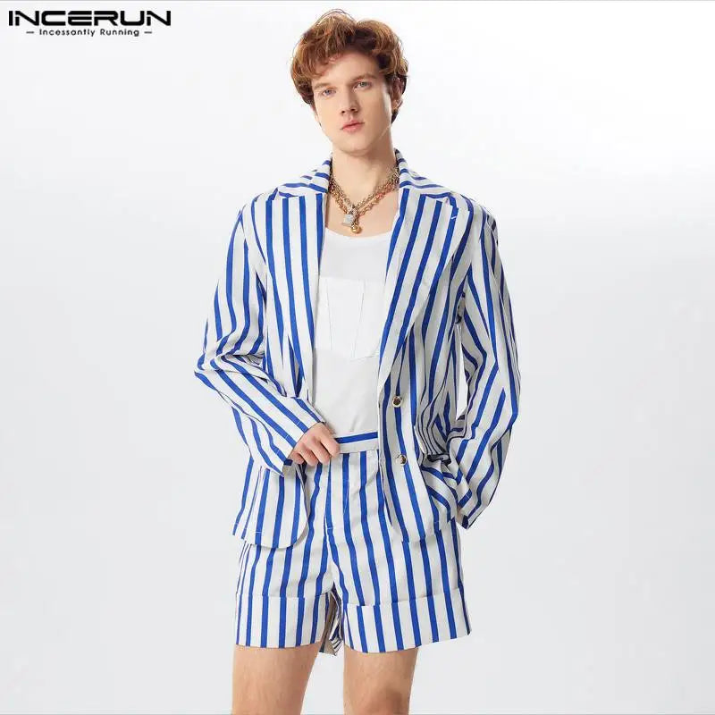 INCERUN 2024 Sets im amerikanischen Stil Hübsche Herrenmode gestreifte langärmelige Anzugshorts Casual Streetwear Zweiteilige Sets S-5XL