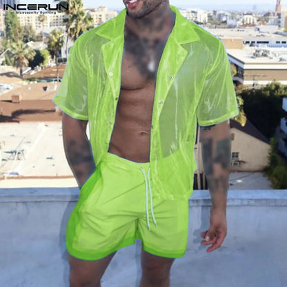 2024 Hommes Chemise Couleur Unie Maille Transparent Revers Manches Courtes Streetwear Hommes Vêtements Été Vacances Chemises Décontractées INCERUN